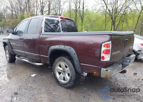 2004 Dodge Ram 1500 Slt/Laramie z USA, uszkodzony, nr VIN 1D7HU18D94S736777